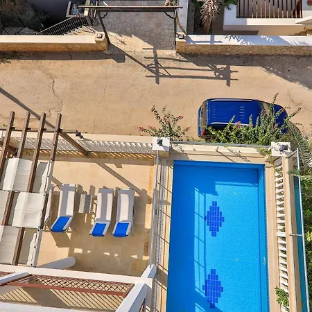 Sari Cicek Kalkan Villa - Lovely Villa With Panoramic Bay View Having Private Pool Vila Kalkan